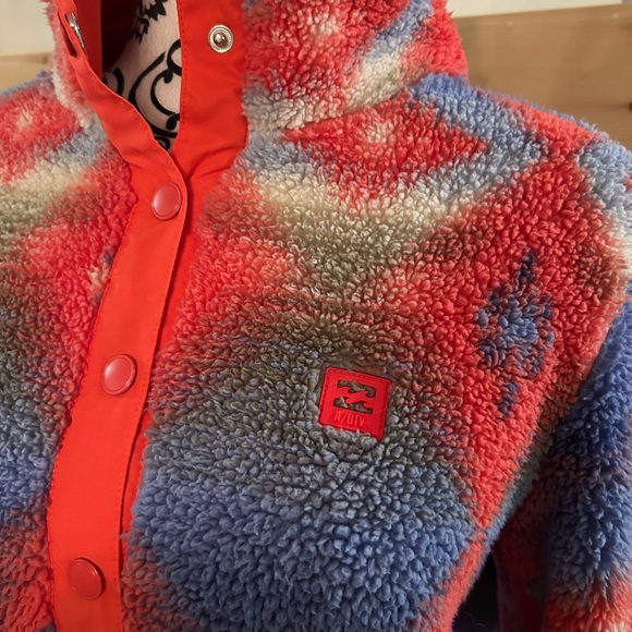 Polar Billabong in mint condition. Warm and confortable. Worn twice. - Picture 2 of 3